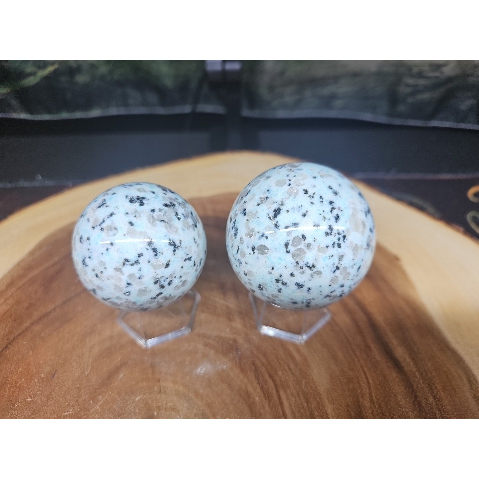 2Pcs A Set Of Natural Quartz Crystal Jasper Sphere Ball Polished 50-60mm &stand