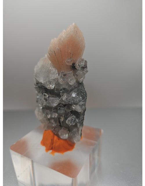 Load image into Gallery viewer, Apophyllite Pink Stilbite 51grams
