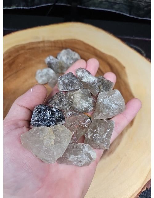 Load image into Gallery viewer, Smoky Quartz Crystal .75lbs 18pcs
