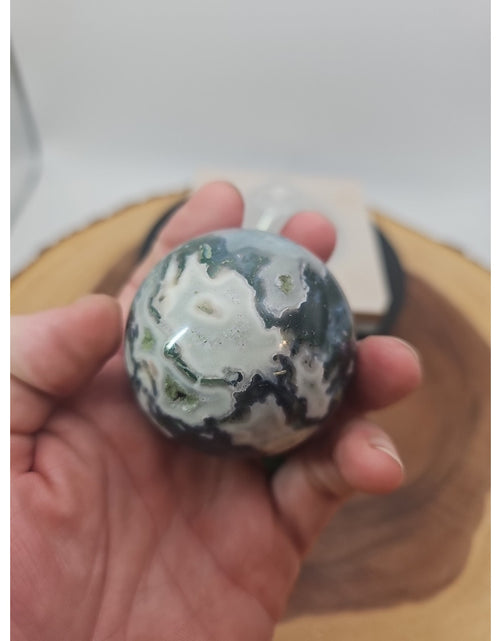 Load image into Gallery viewer, Moss Agate Sphere 243g 56mm
