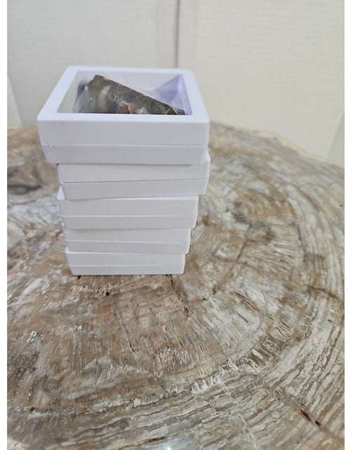 Load image into Gallery viewer, 5pcs Mix Lot Crystals Reseller Collectibles Collection
