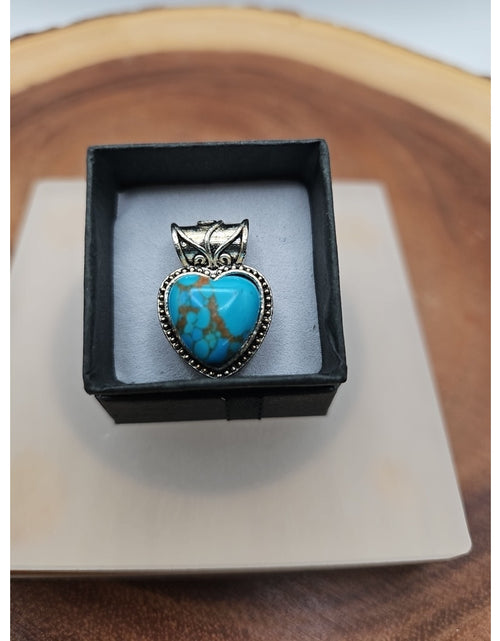 Load image into Gallery viewer, Turquoise heart pendant
