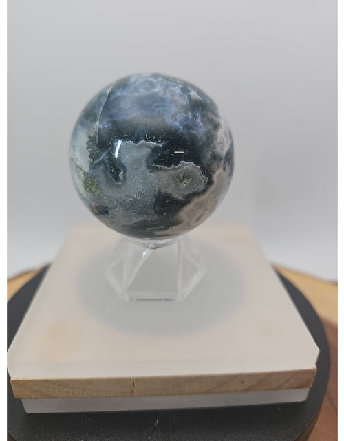 Load image into Gallery viewer, Moss Agate Sphere 243g 56mm

