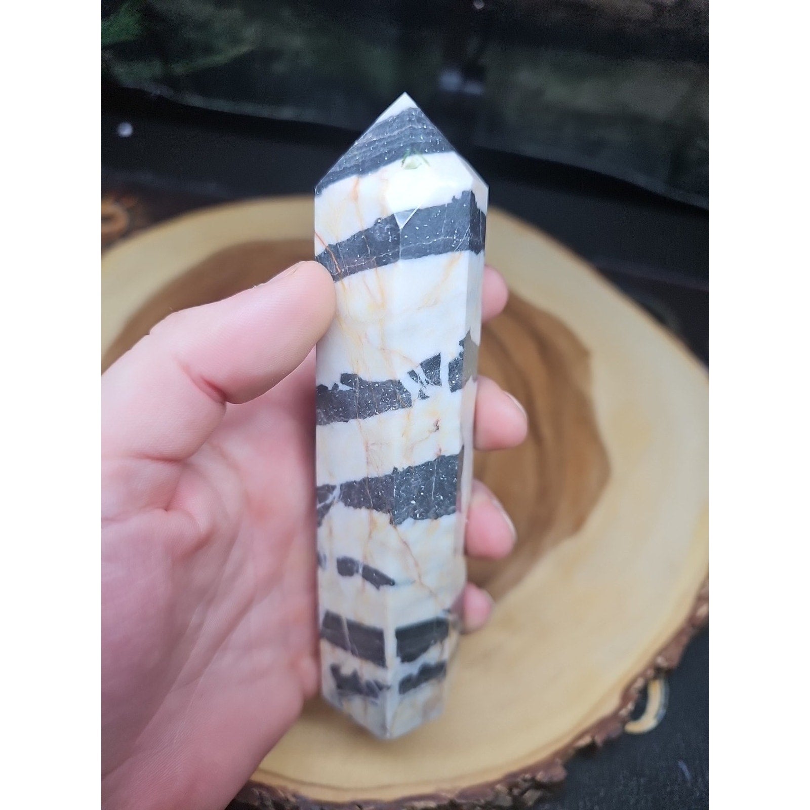 Zebra Stone Tower 341g 6in Tall