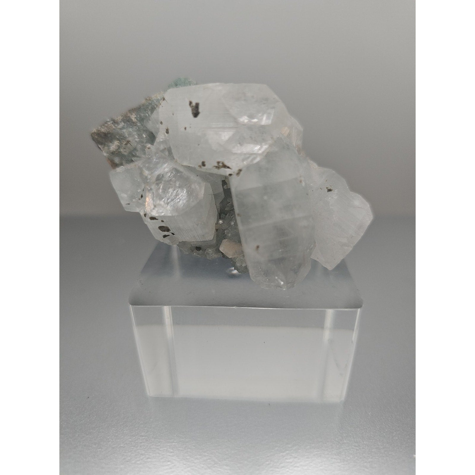Apophyllite crystal specimen 108grams