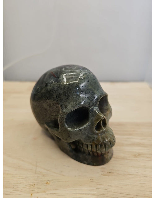 Load image into Gallery viewer, African Blood Skull Hand Carved. 1.56lb
