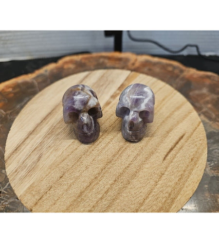 1 Pair DREAM AMETHYST CRYSTAL SKULLS 93g BEAUTIFUL AMETHYST DISPLAY ☠️