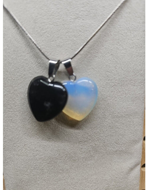 Load image into Gallery viewer, Pendant Necklace 16in Silver Chain Agate Heart
