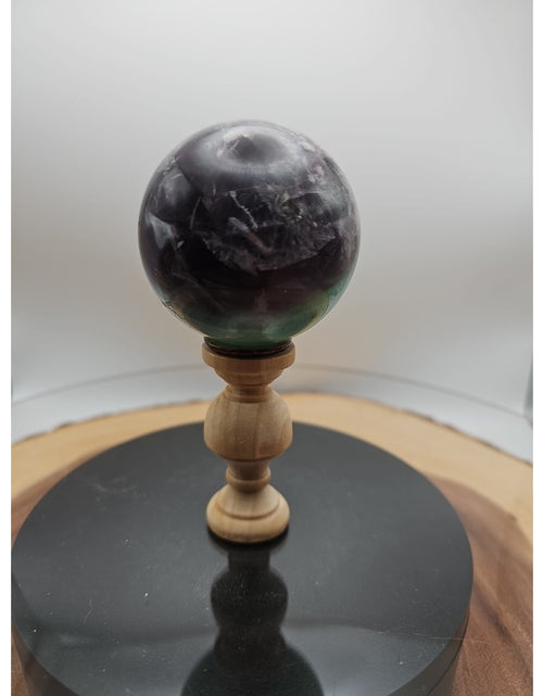 Load image into Gallery viewer, Fluorite Speare .71lbs W/Stand
