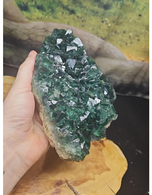 Load image into Gallery viewer, 3.2lb NATURAL Green FLUORITE Quartz Crystal Cluster Mineral Specimen
