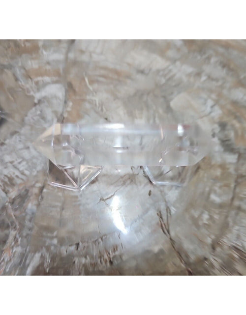 Load image into Gallery viewer, Genuine Natural Clear Quartz Rocks Crystal Wand Point Healing W/stands
