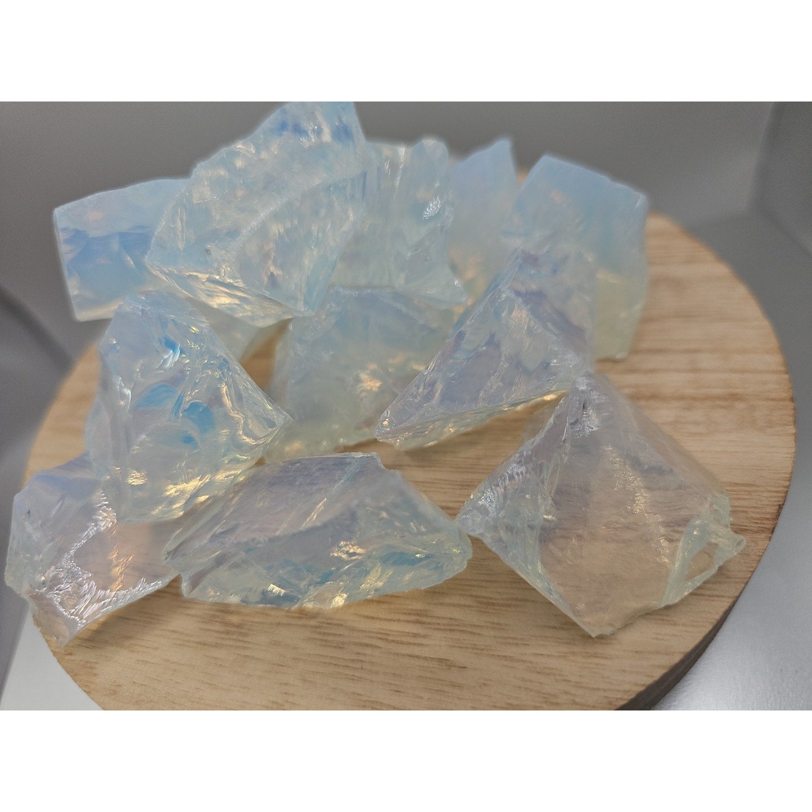 Opalite crystal Chucks 5pcs 4oz Avg