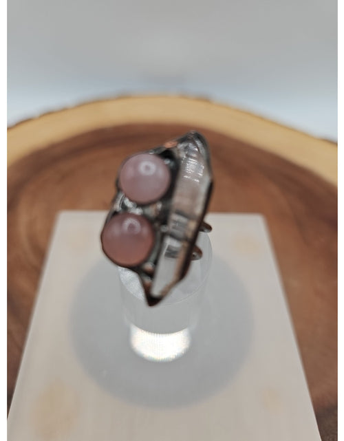 Load image into Gallery viewer, Adjustable Quartz Crystal Ring
