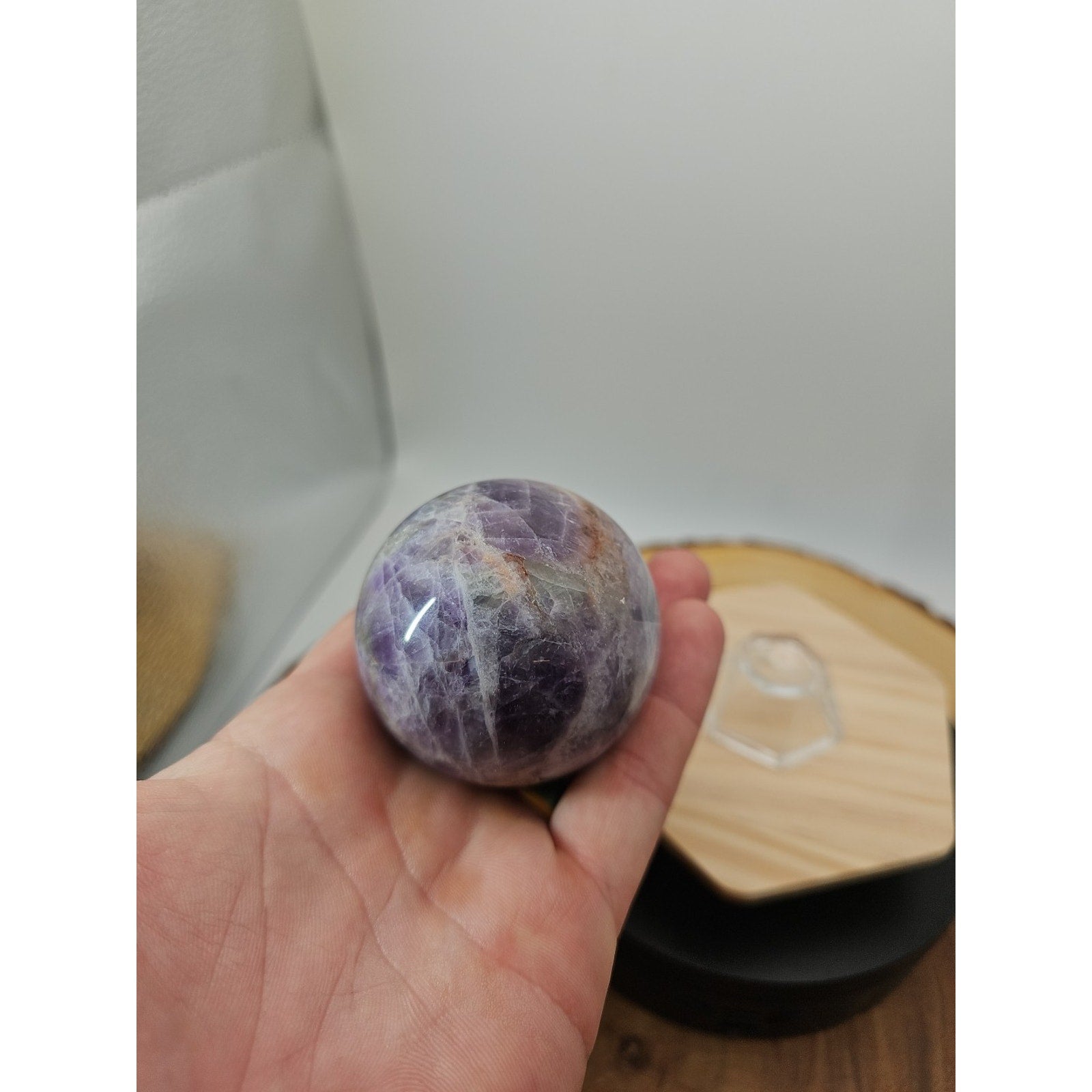 Chevron Amethyst Sphere 250g 56mm
