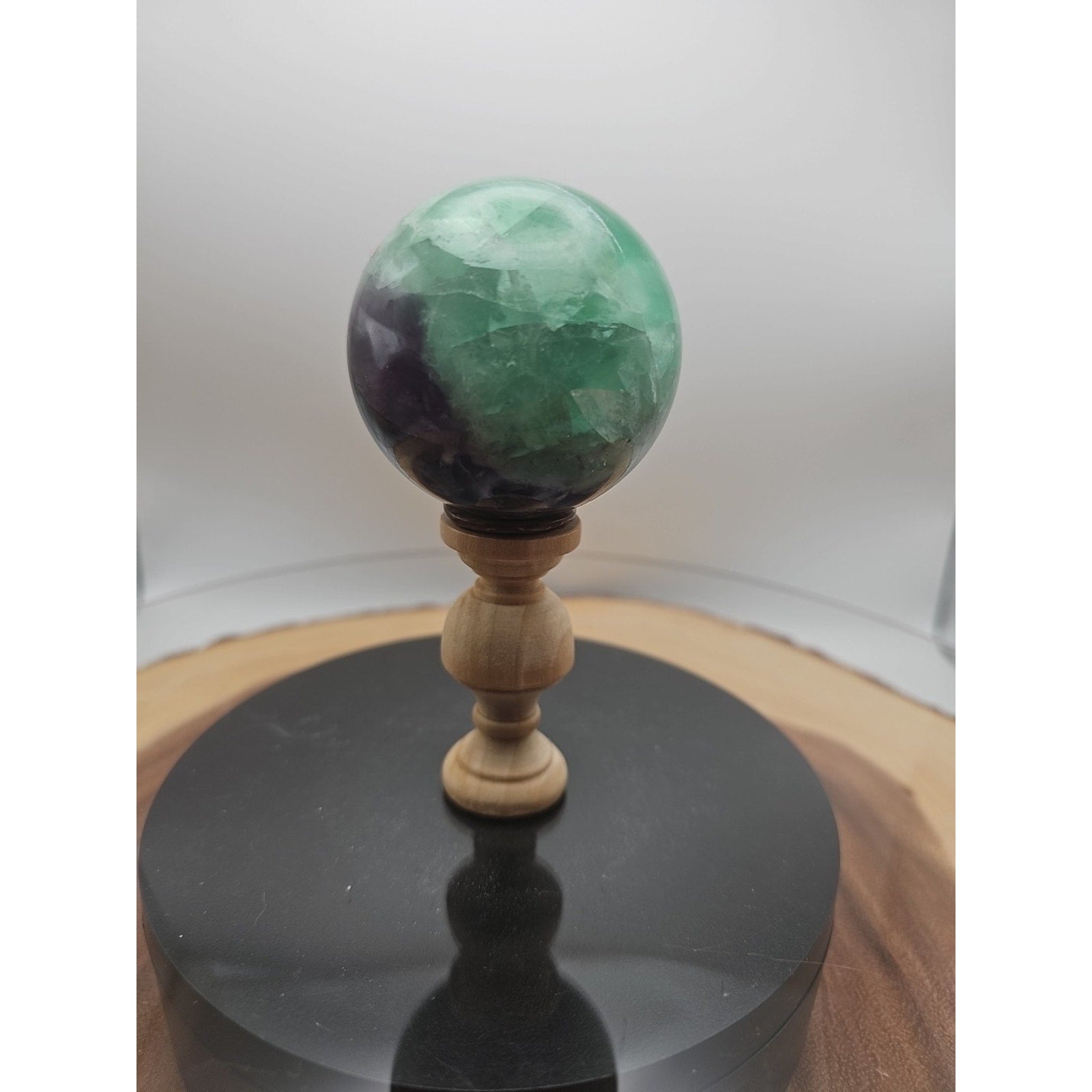 Fluorite Speare .71lbs W/Stand