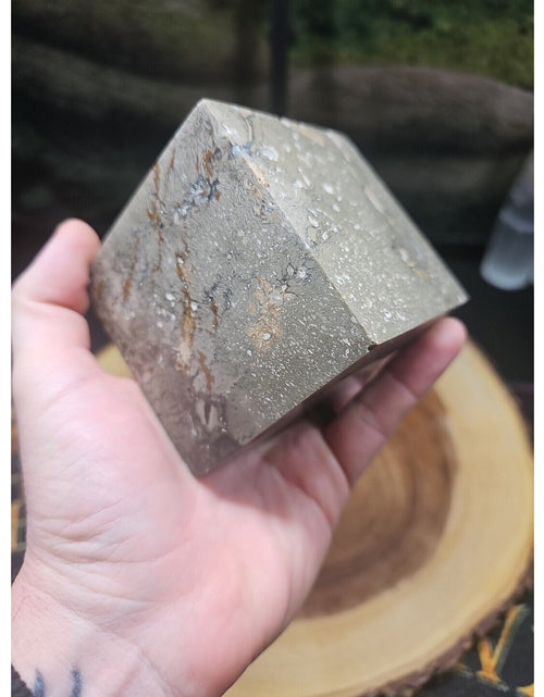 Load image into Gallery viewer, 2.41LB 1Pcs Natural Ocean Jasper Onyx Quartz Crystal Geode Square Heptahedron

