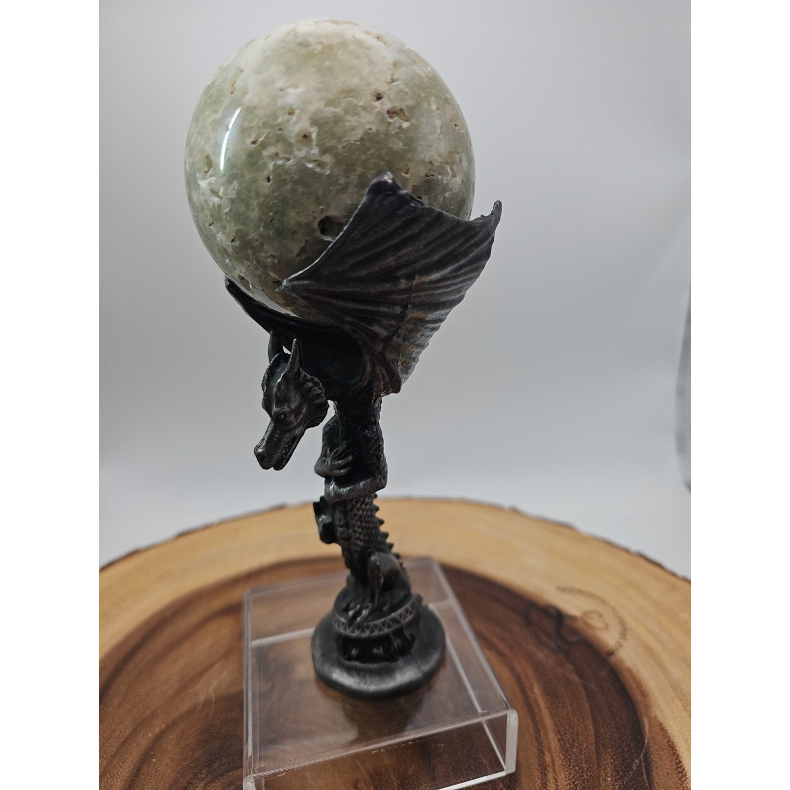 1lb 70mm Green Quartz W/Dragon Stand