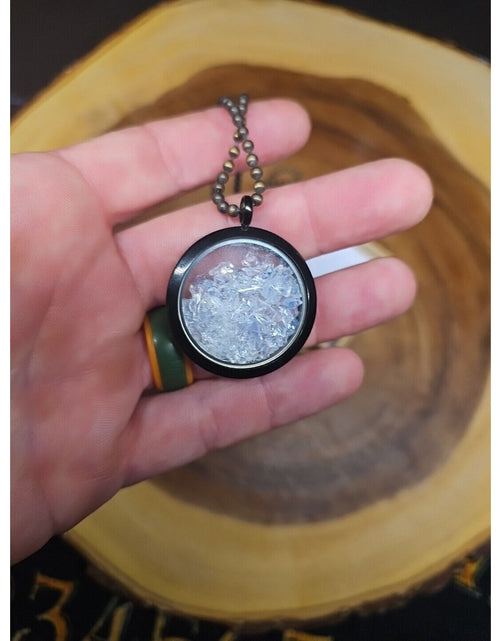 Load image into Gallery viewer, Necklaces Pendant Crush Opal
