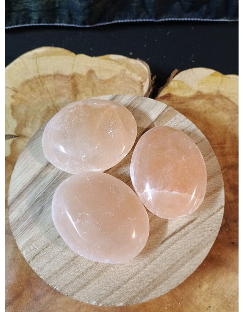 Load image into Gallery viewer, 1 Each Oval Shape Peach Palmstone
