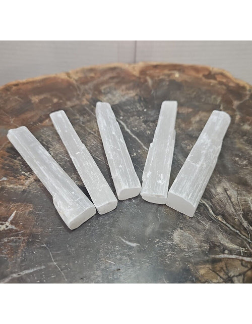 Load image into Gallery viewer, Selenite Rods 5pcs Healing
