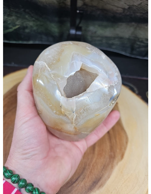 Load image into Gallery viewer, 2.69LB 1Pcs Natural Agate Carnelian Quartz Crystal Decoration Geode
