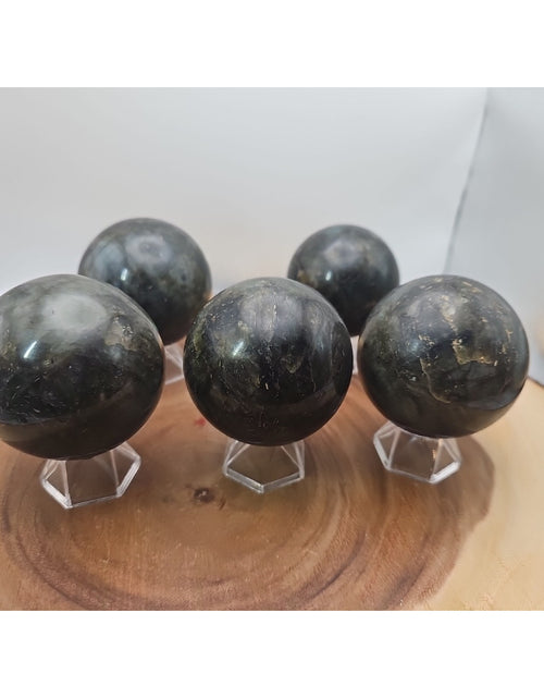Load image into Gallery viewer, 1LB 1Pcs Natural Rainbow Labradorite Crystal Sphere Ball Polished w/stand
