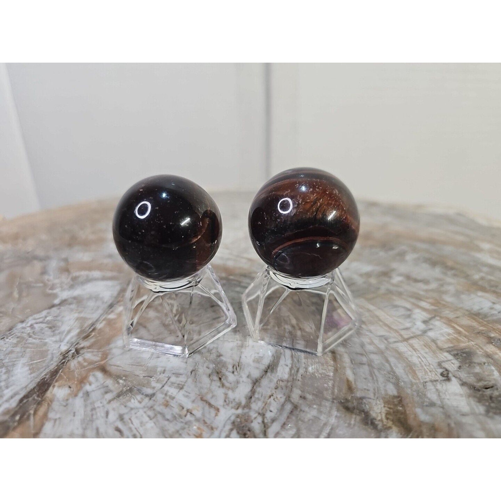 2Pcs Natural Red Tiger Eye Quartz Crystal Sphere Ball Polished Healing 30-34mm