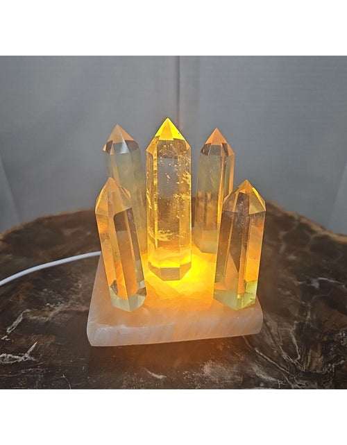 Load image into Gallery viewer, 1.34LB 5Pcs Yellow Smelt Quartz Crystal Point W/Selenite Charging Base &amp; Led
