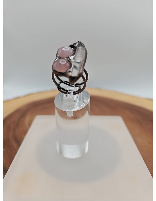 Load image into Gallery viewer, Adjustable Quartz Crystal Ring
