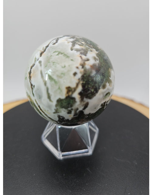 Load image into Gallery viewer, Moss Agate Sphere 187g Wstand 51mm
