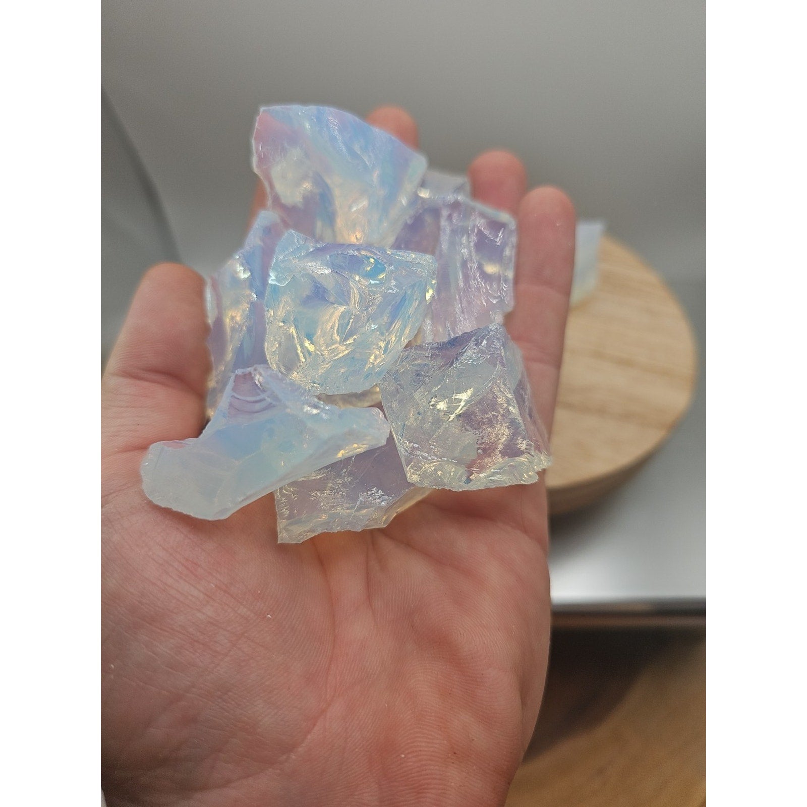 Opalite crystal Chucks 5pcs 4oz Avg