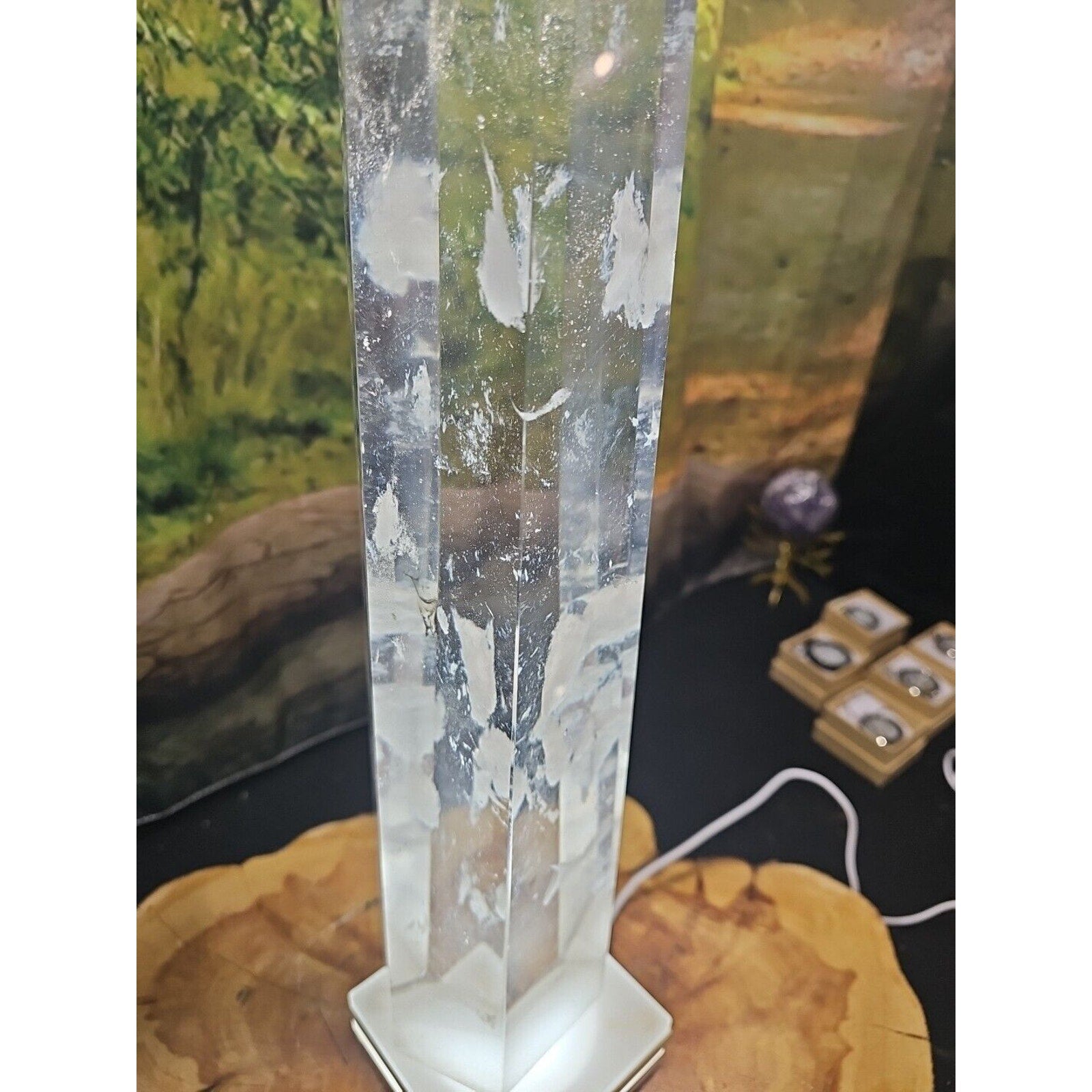 7.86lbs  16in Smelting Quartz Tower W/Led Stand