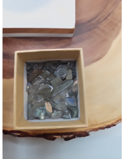 Load image into Gallery viewer, Moonstone Chips chips 1.8oz
