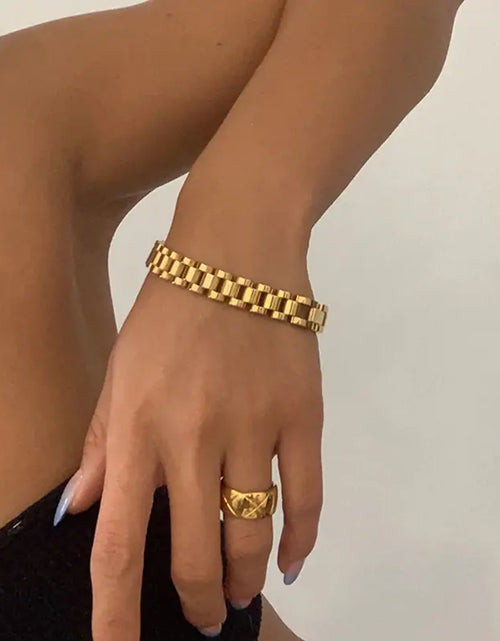 Load image into Gallery viewer, Gold Plated Bracelet
