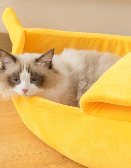 Load image into Gallery viewer, Banana Cat Bed
